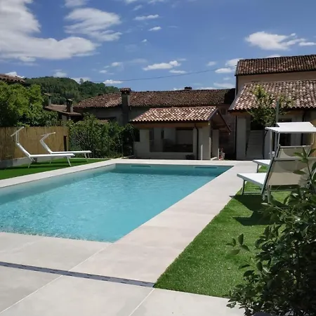 ベッド・アンド・ブレックファスト Ernestina Miane