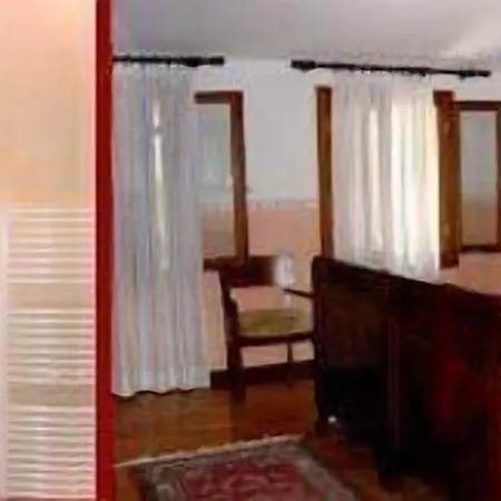 Ernestina Bed & Breakfast 4*