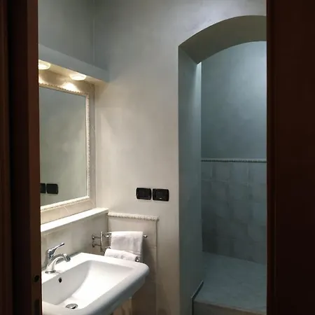 Ernestina Bed & Breakfast 4*